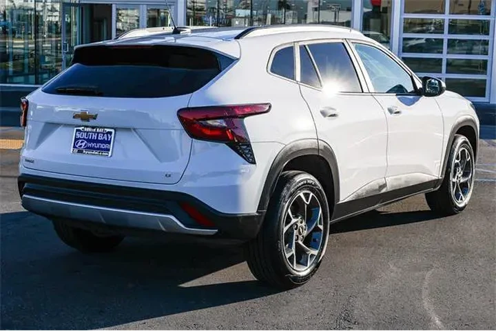 $19498 : Chevrolet Trax 2025 LT 4dr C image 6