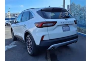 $25999 : Ford Escape Plug-In Hybrid 2 thumbnail