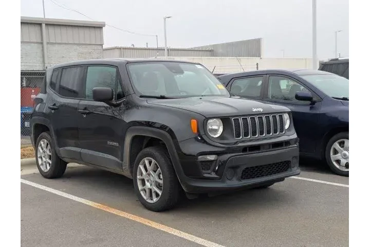 $23867 : Jeep Renegade 2023 4x4 Latit image 1