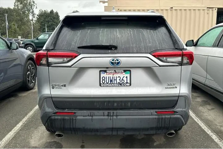 $29990 : Toyota RAV4 Hybrid 2021 AWD image 6