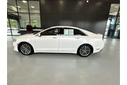 $17395 : Lincoln MKZ 2019 4dr Sedan thumbnail