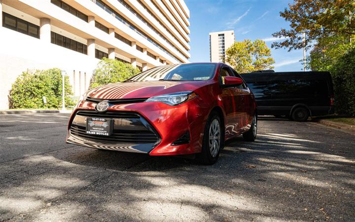 $16000 : 2017 TOYOTA COROLLA image 8