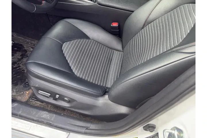 $34000 : Toyota Camry 2022 TRD 4dr Se image 3