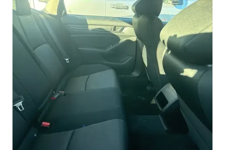 $19177 : Honda Accord 2021 LX 4dr Sed image 6