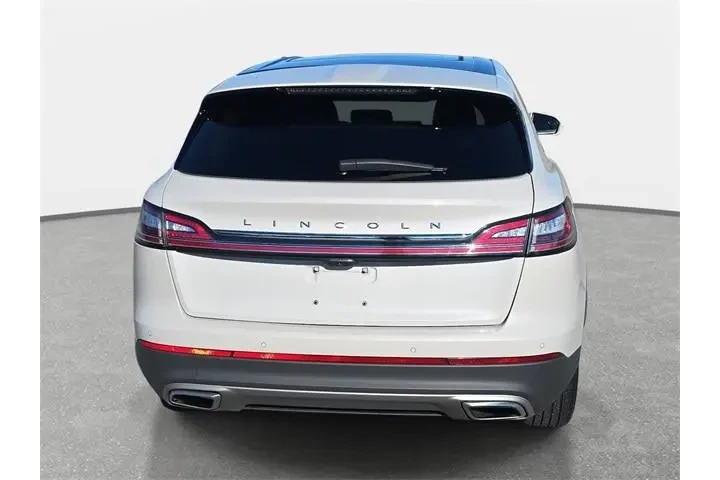 $33499 : Lincoln Nautilus 2022 AWD Re image 6