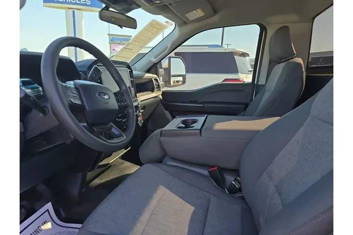 $36999 : Ford F-150 2025 4x2 XL 2dr R image 7