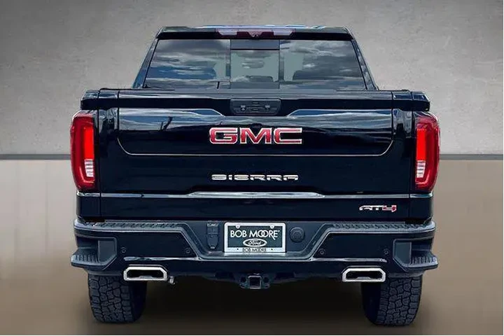 $39887 : GMC Sierra 1500 2023 4x4 AT4 image 4