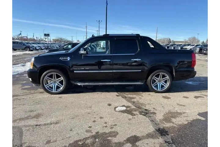 $10000 : Cadillac Escalade EXT 2011 A image 5