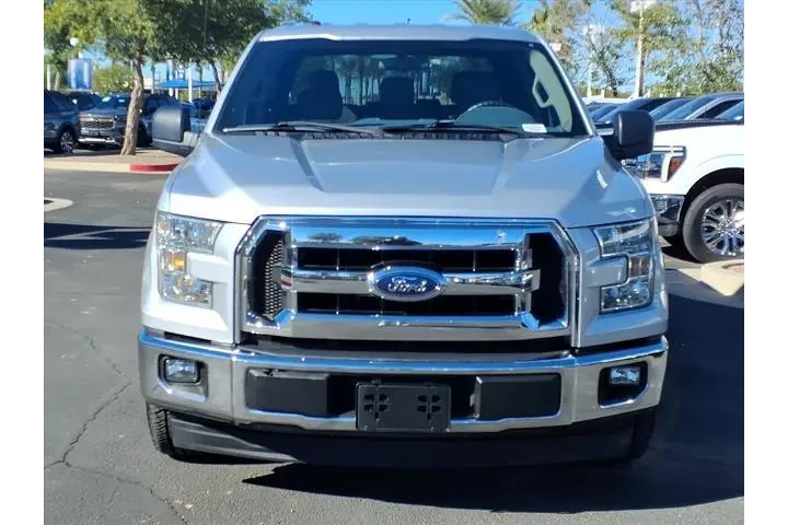 $17771 : Ford F-150 2017 4x2 XLT 4dr image 2
