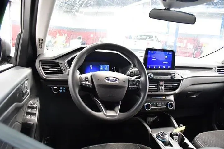 $21694 : Ford Escape 2025 AWD Active image 2