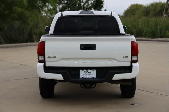 $34350 : Toyota Tacoma 2023 4x4 TRD P image 7
