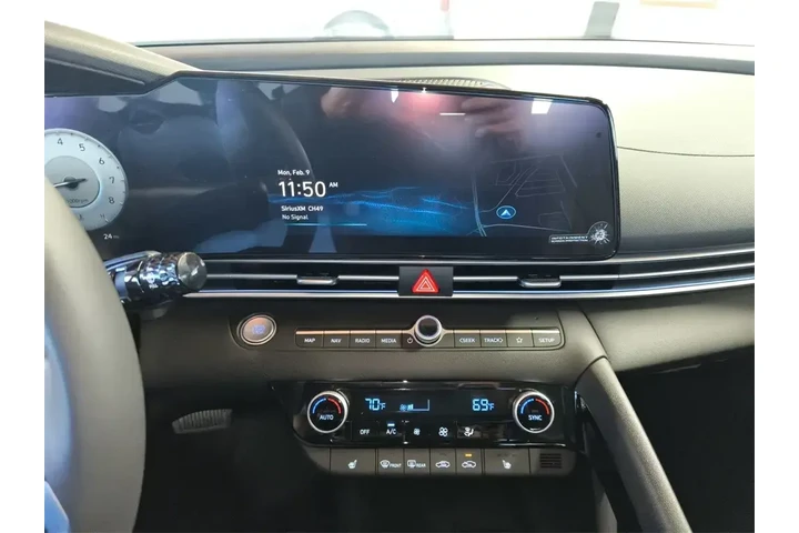 $28500 : Hyundai ELANTRA 2025 Limited image 8