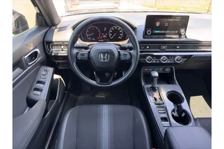 $25989 : Honda Civic 2025 Sport 4dr H image 2