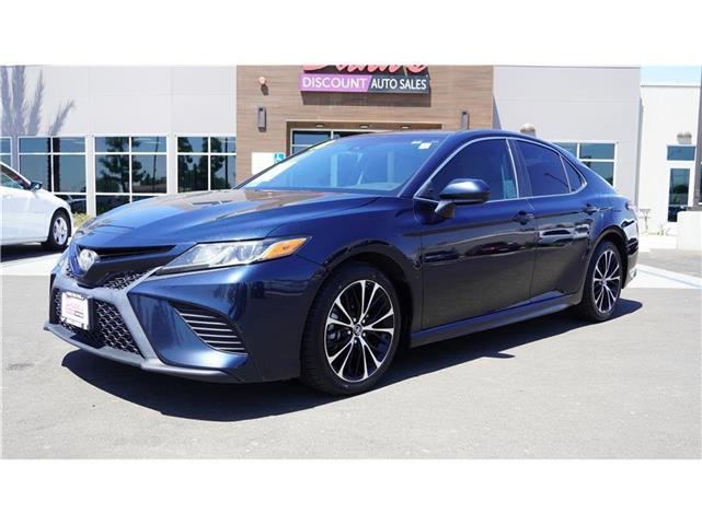 $21499 : 2018 Camry SE Sedan 4D image 2