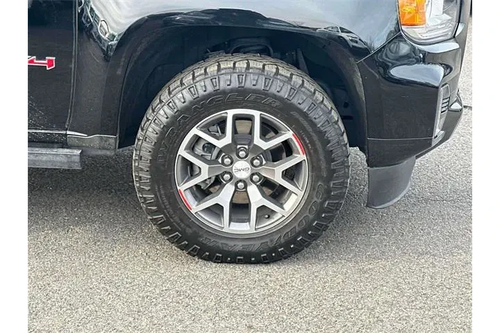 $32959 : GMC Canyon 2022 4x4 AT4 4dr image 7