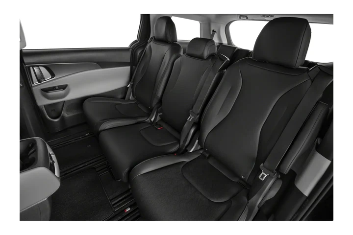 $28999 : 2023 Carnival LX Seat Package image 9