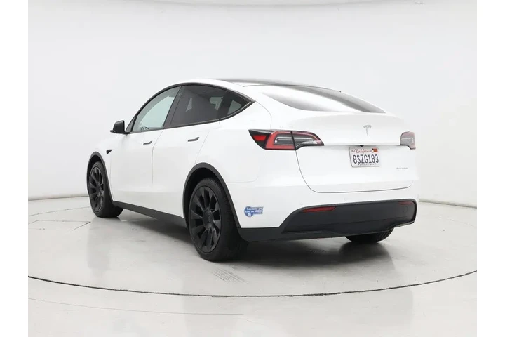 $29998 : Tesla Model Y 2021 AWD Long image 2