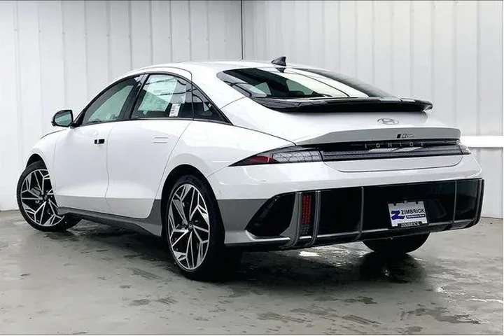 $34990 : Hyundai IONIQ 6 2025 AWD Lim image 5