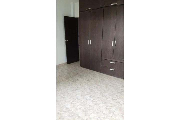 $1300000 : Servicios incluido1piso norte image 4
