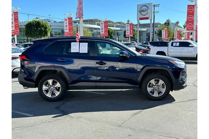 $24898 : Toyota RAV4 2022 XLE 4dr SUV image 7