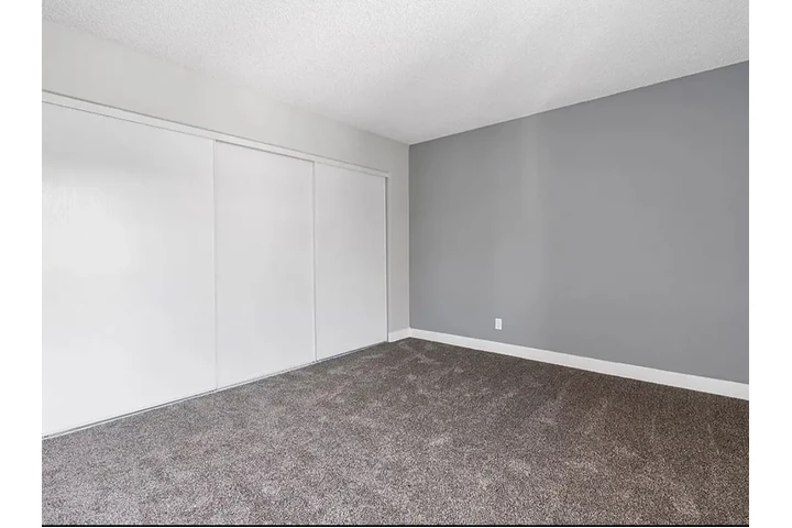 $1300 : Apartamento disponible image 1