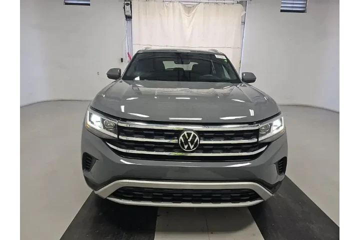 $23490 : Volkswagen Atlas Cross Sport image 2