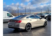 $9395 : Chevrolet Malibu 2018 LT 4dr thumbnail