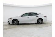 $23998 : Toyota Camry 2024 SE 4dr Sed thumbnail