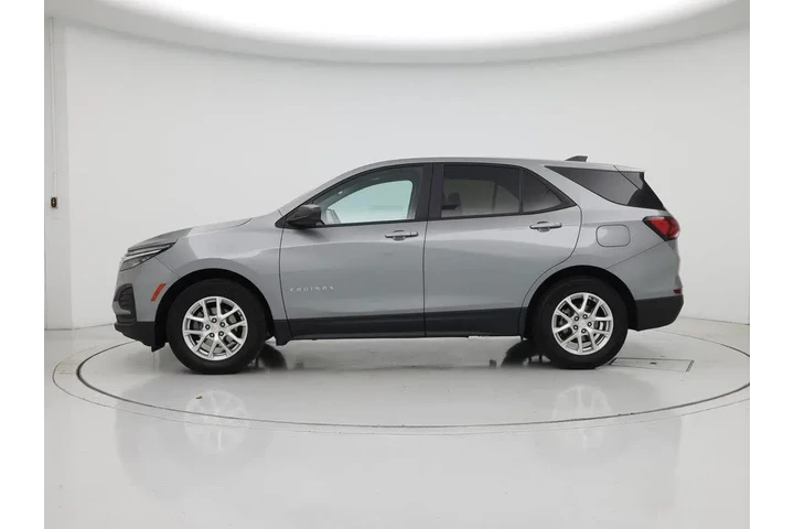 $23998 : Chevrolet Equinox 2023 LS 4d image 3