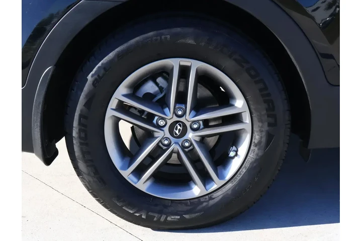 $16788 : Hyundai SANTA FE Sport 2018 image 8