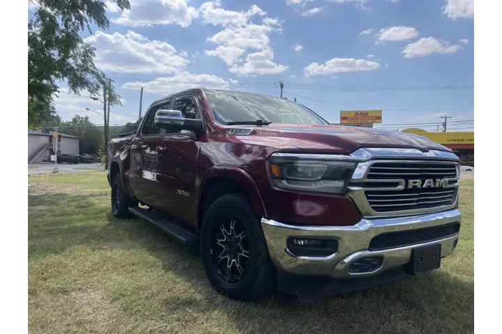 $25995 : 2020 RAM 1500 Laramie image 3