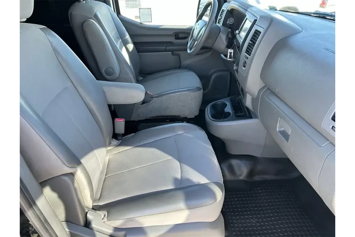 $25654 : Nissan NV 2021 2500 HD S 3dr image 9