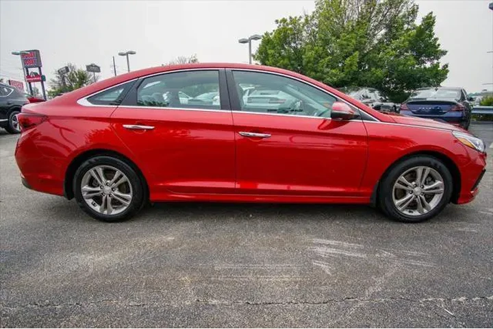 $11201 : Hyundai SONATA 2019 SEL 4dr image 2
