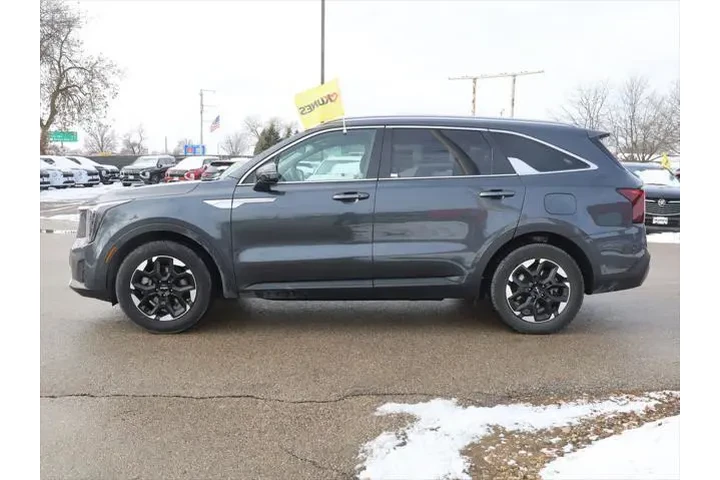 $24490 : Kia Sorento 2024 S 4dr SUV image 6