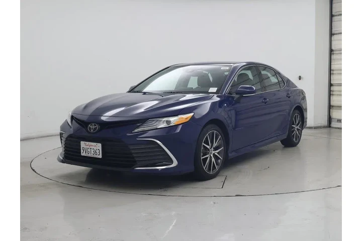 $28998 : Toyota Camry 2024 XLE 4dr Se image 4