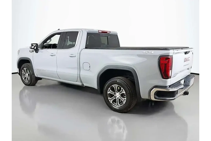 $39799 : GMC Sierra 1500 2025 4x4 SLE image 8