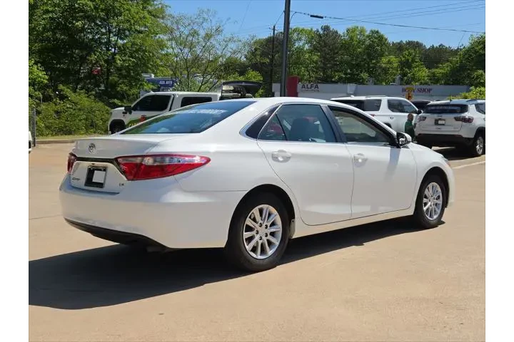 $16883 : Toyota Camry 2016 LE 4dr Sed image 7