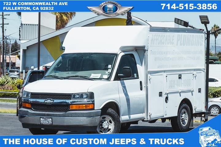 $26999 : 2017 Express Commercial Cutaw image 1