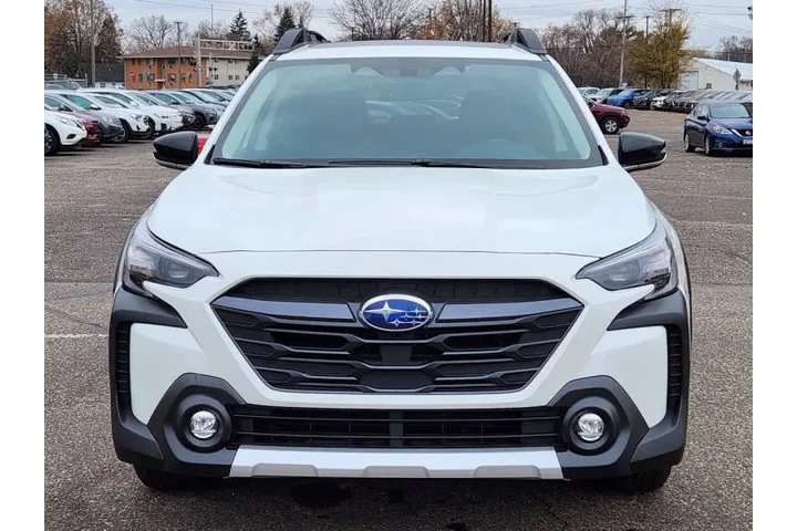 $22985 : 2023 Outback Limited image 7