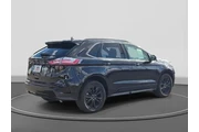 $25400 : Ford Edge 2024 AWD SE 4dr SU thumbnail