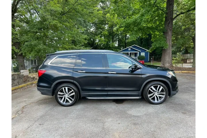 $16000 : 2017 Pilot Touring image 6