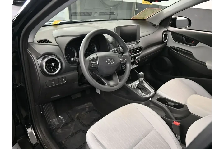 $16491 : Hyundai KONA 2023 AWD SEL 4d image 10
