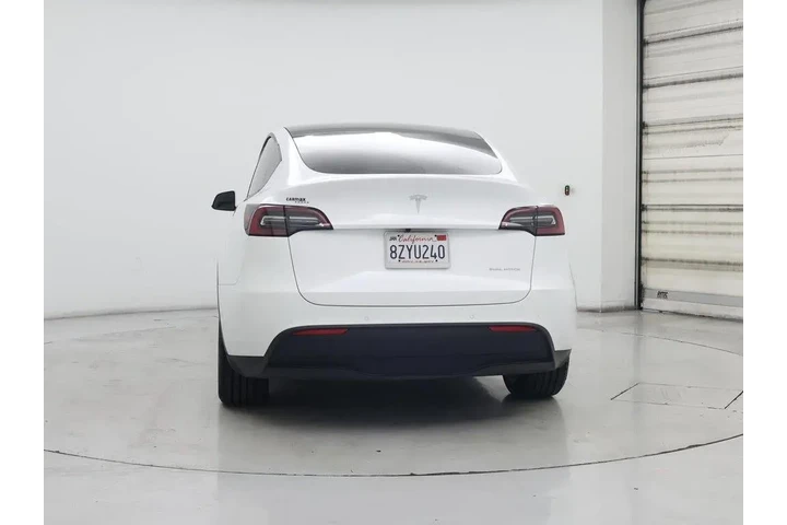 $31998 : Tesla Model Y 2022 AWD Long image 6
