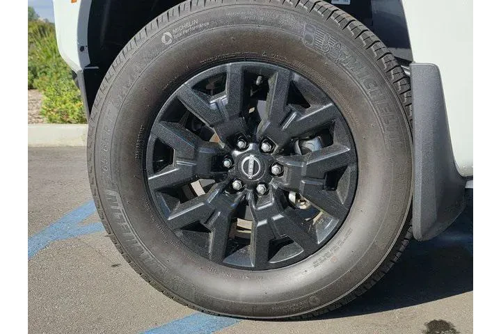 $27900 : Nissan Frontier 2023 4x2 S 4 image 8