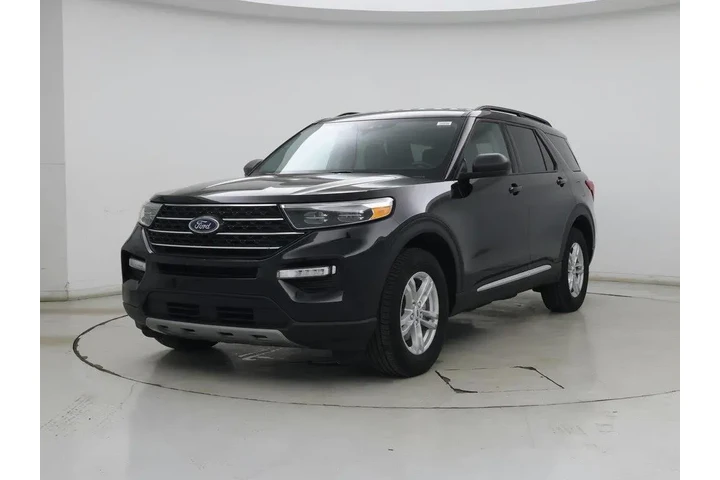 $31998 : Ford Explorer 2023 AWD XLT 4 image 4