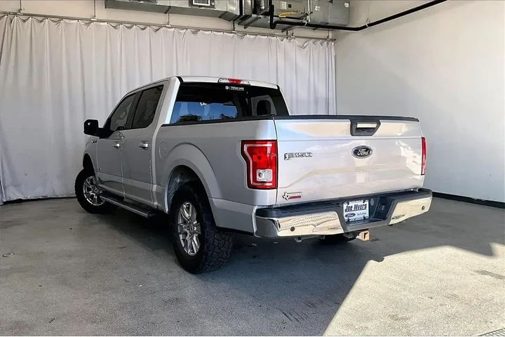 $15591 : Ford F-150 2015 4x2 XLT 4dr image 5
