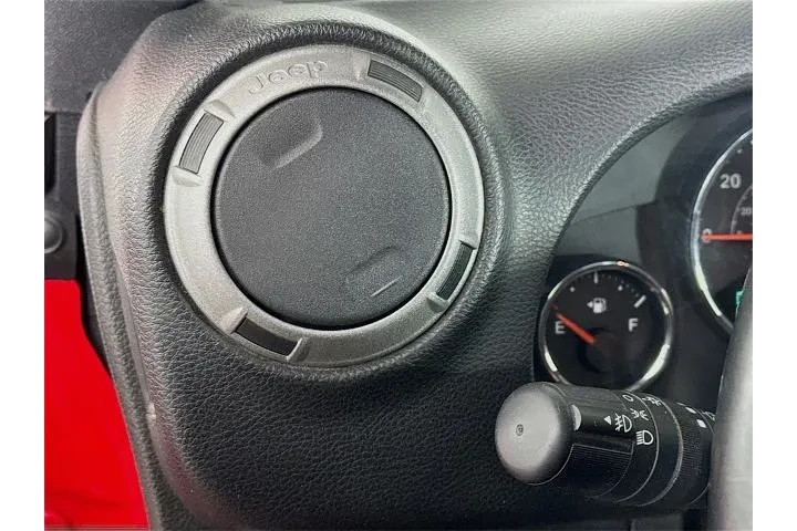 $16969 : Jeep Wrangler 2016 4x4 Sport image 10