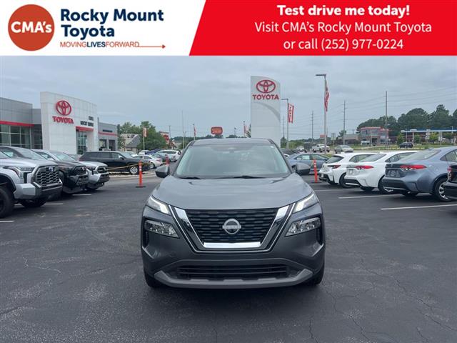 $23990 : PRE-OWNED 2023 NISSAN ROGUE SV image 2