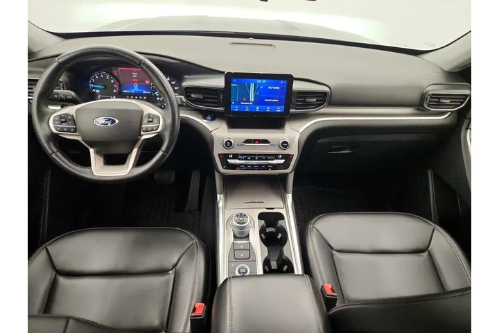 $27998 : Ford Explorer 2021 AWD XLT 4 image 9