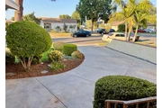 $1799 : Downey with great neighbors thumbnail